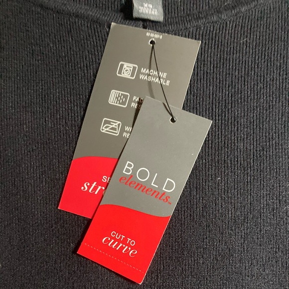 🥶❄️Cold shoulder sweater top❄️🥶 - Picture 6 of 8